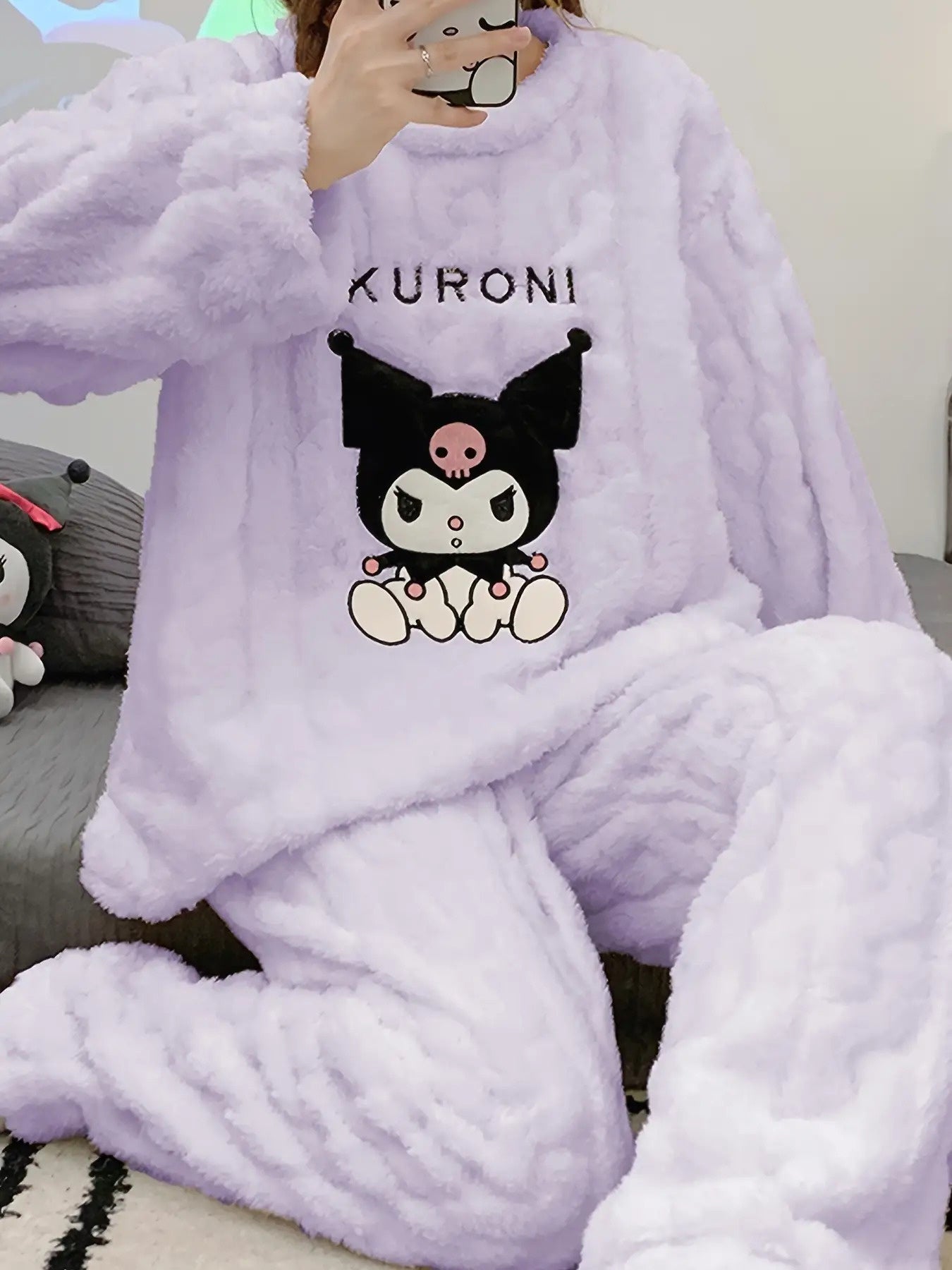 Sanrio Plus Size Fall And Winter Women'S Pajamas Featuring Adorable Kuromi Embroidery. This Cozy Homewear Set Includes Long Sleeves And Pants, Perfect for Different Occasions, Made from Warm And Soft Coral Fleece Jacquard