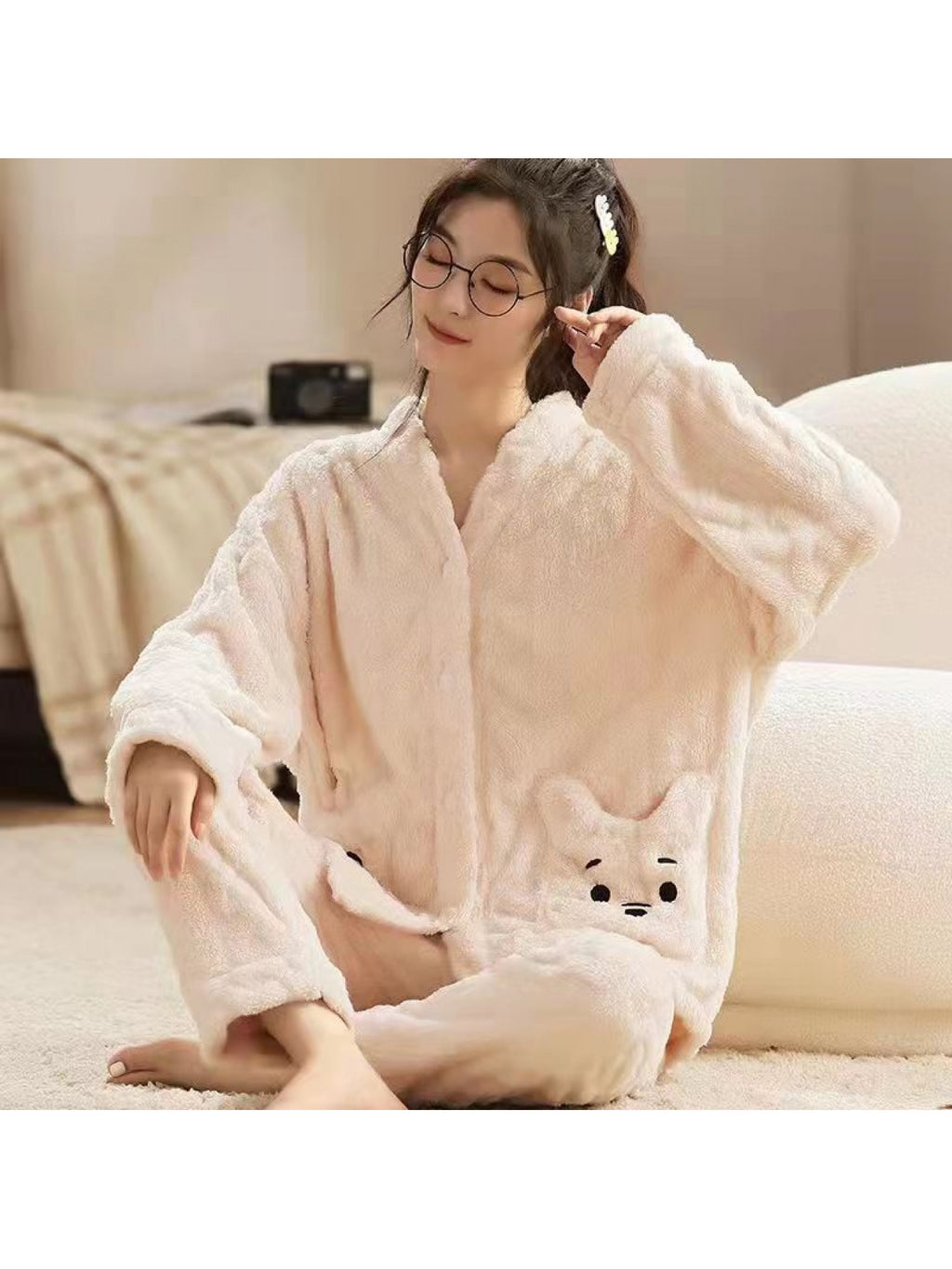 Coral Fleece Women, Autumn and Winter 2024 New Thickened and Fleece Peach Flannel Winter Homewear, Cozy Homewear, Cold Weather Clothing, Geometric Pattern, Casual Loungewear, Warm Fleece Lining, Thickened Fabric, Winter Pajamas, Fleece Pants