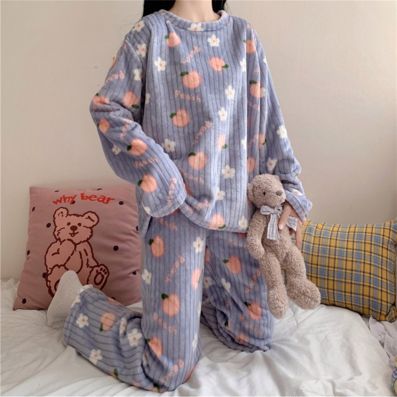 Peach Cute Bear Crescent Warm Pajamas Coral Fleece | 2026 New Autumn Winter Thickened Homewear Two-Piece Set, Crew Neck, Elegant Style