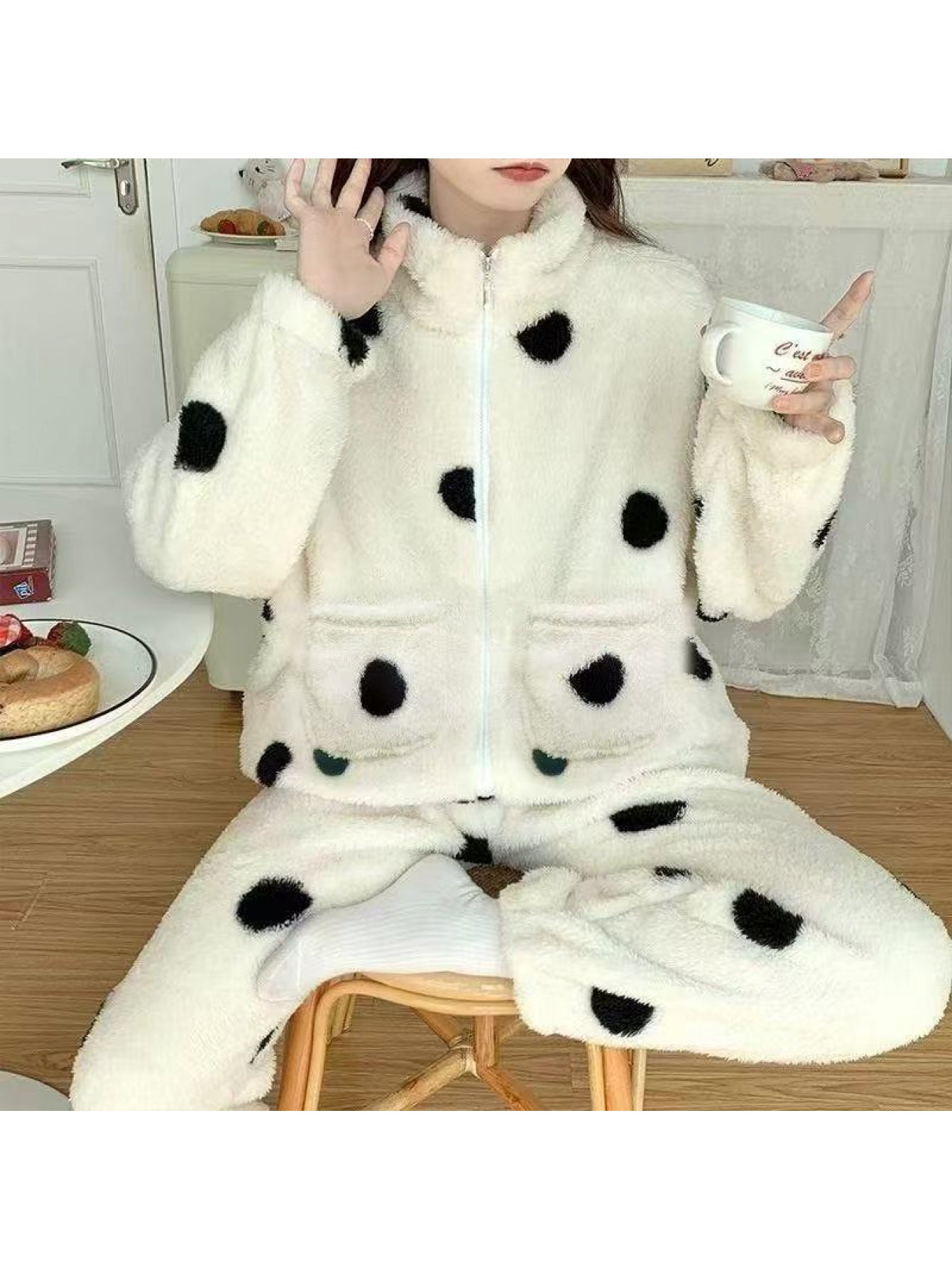 Women'S Polka Dot Zipper Set for Fall And Winter, New Thick Coral Fleece Pajamas, Plus Size, Suitable for Outdoor Wear, Cozy Loungewear