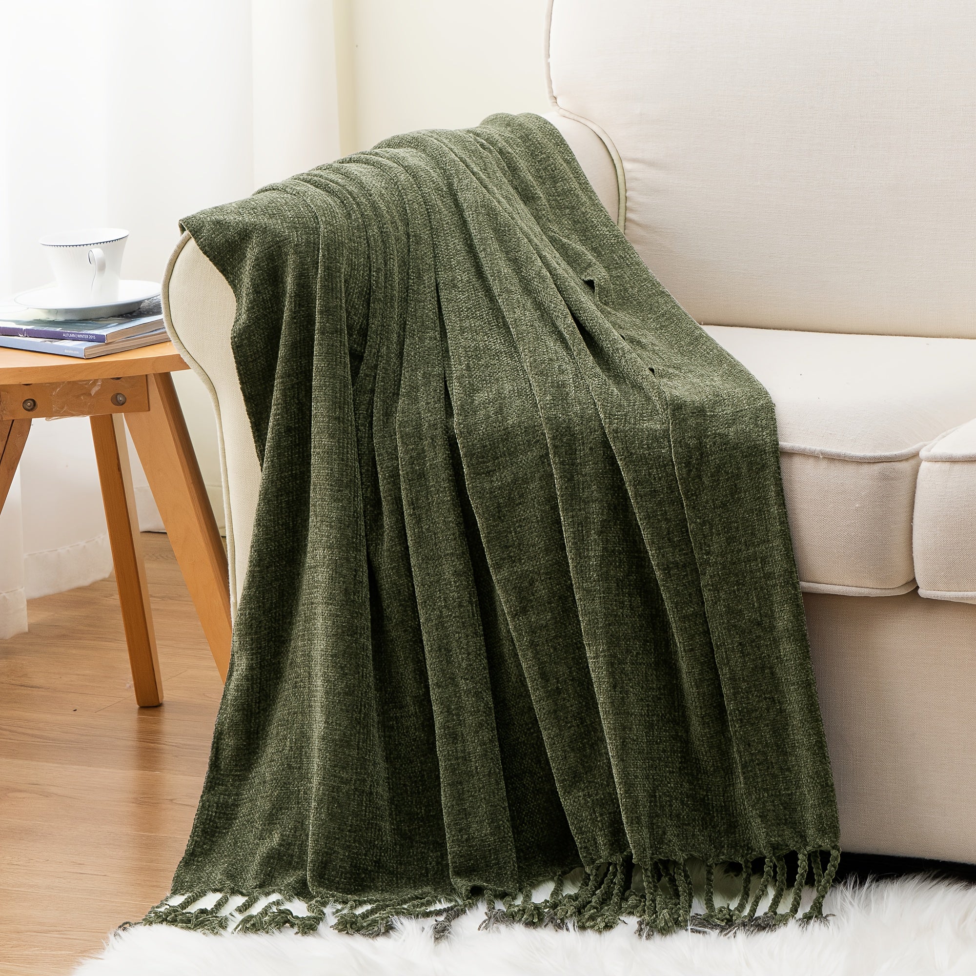 Extra Large Olive Green Chenille Throw Blanket - Luxury Soft & Cozy Fringe Tassel Edge, All-Season Couch Bedspread - Elegant Modern Home Decor in Olive Green