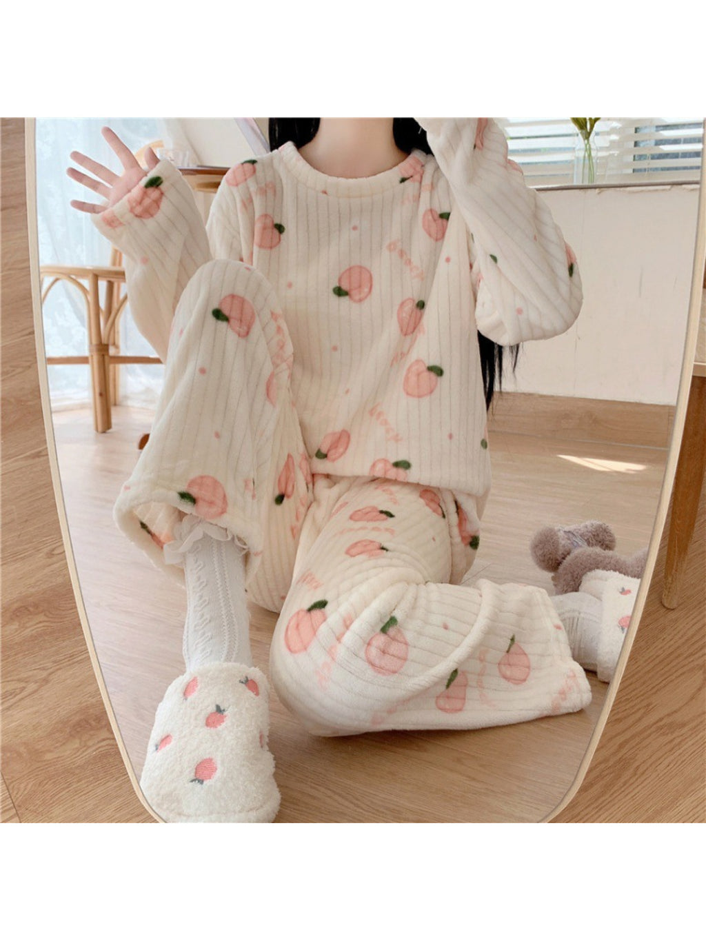Peach Cute Bear Crescent Warm Pajamas Coral Fleece | 2026 New Autumn Winter Thickened Homewear Two-Piece Set, Crew Neck, Elegant Style
