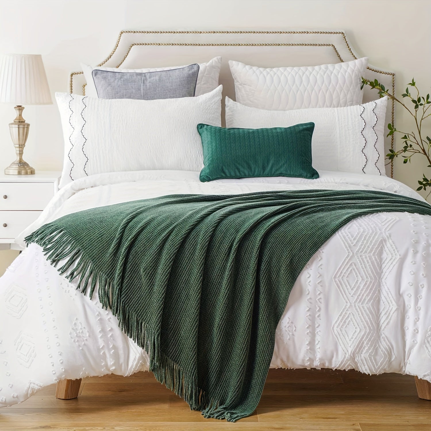 Soft Chenille Throws with Tassels for Home Decor, Spring Throws for Couch Cover, 50\